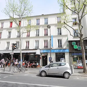 Hipotel Gambetta République 2*, Paris France