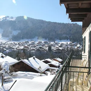 L'ours Blanc 2*, Morzine France